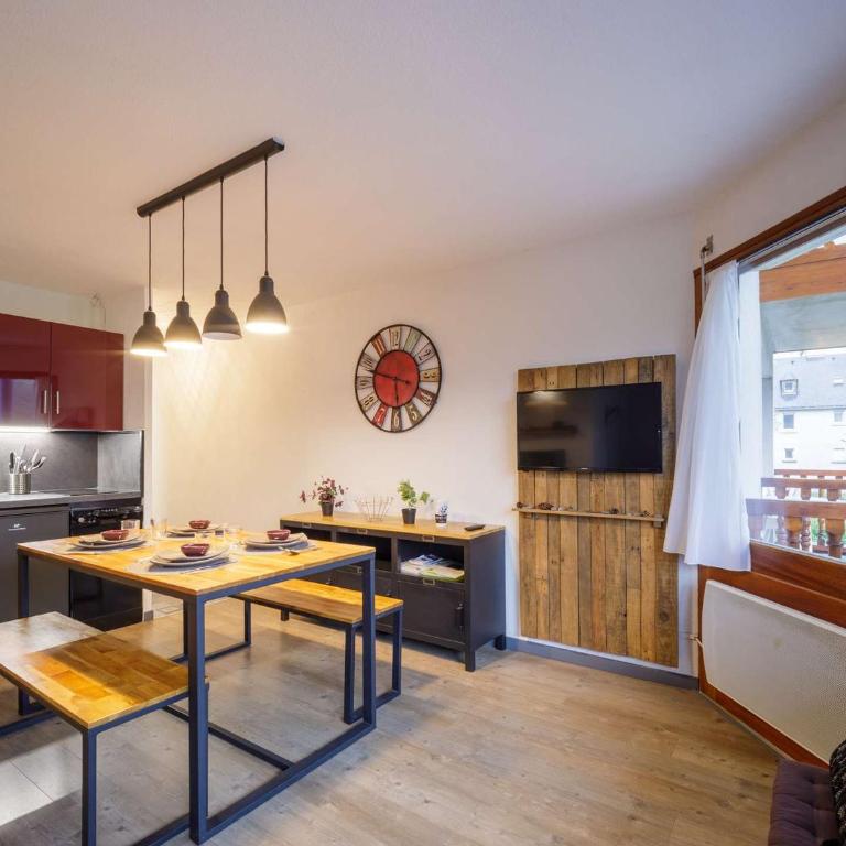 Appartement 6 personnes à Saint Lary Village avec balcon - FR-1-296-434 - Appartamento - 3