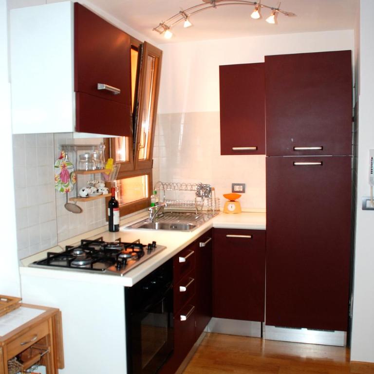 Pisolo in città casa vacanze nel centro storico - Appartamento con 1 Camera da Letto - 4