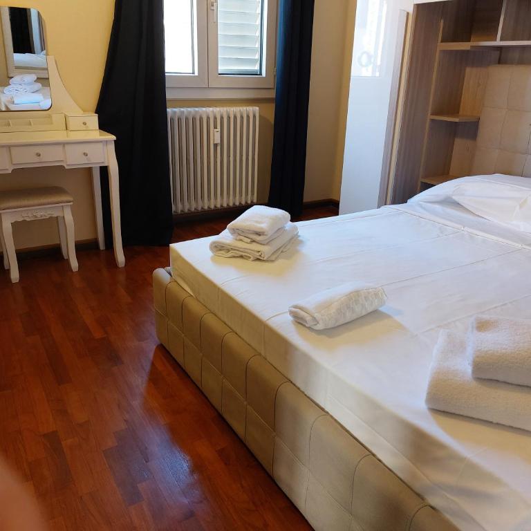 La Tana Dei Leoni Affittacamere - Appartamento con 1 Camera da Letto - 2