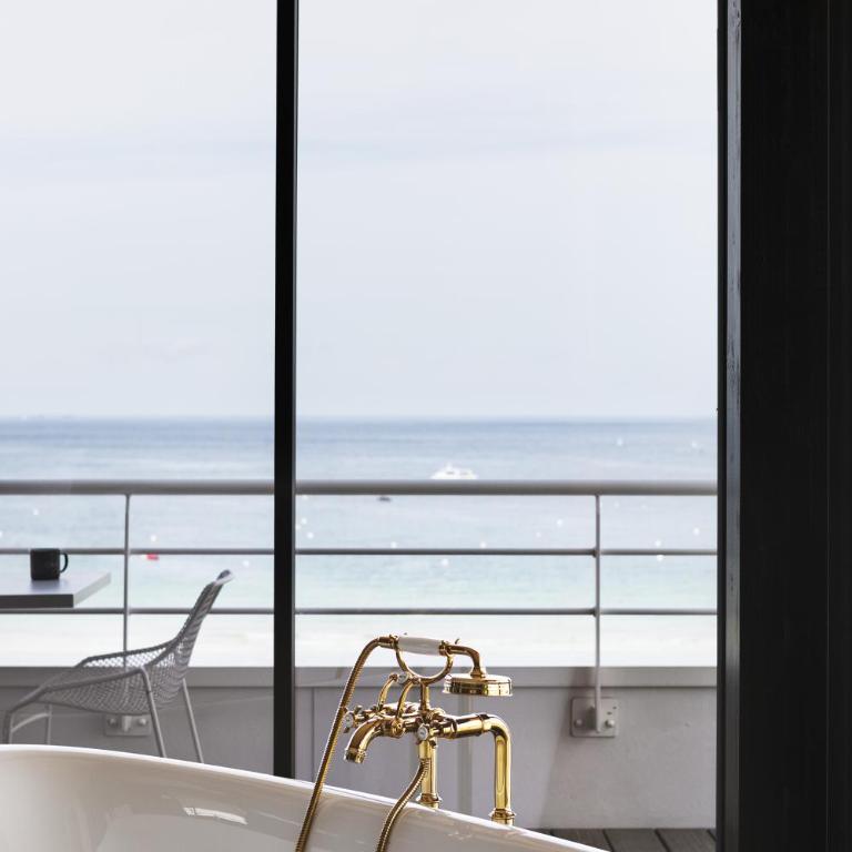 Grand Hôtel Perros-Guirec - Chambre Double - Vue Panoramique sur Mer - 10