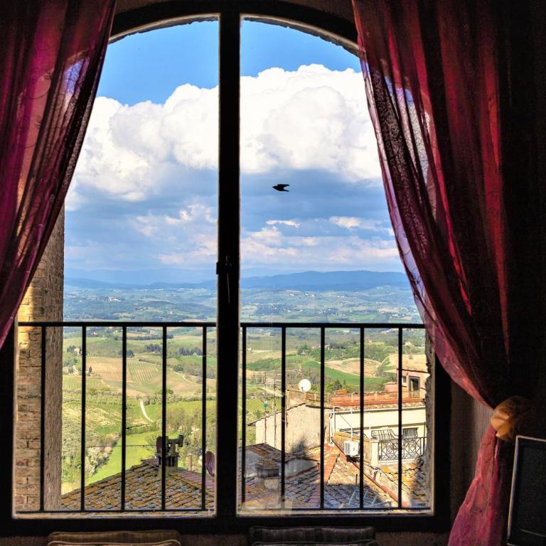 Torre Salvucci Maggiore Medieval Tower Experience - Apartment with Terrace - 8