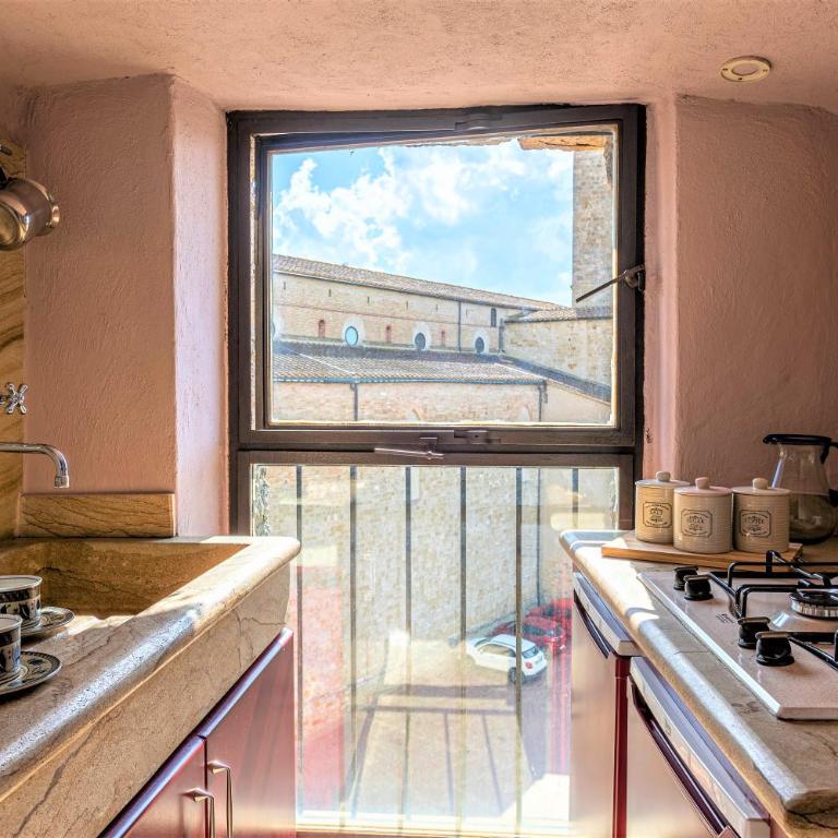 Torre Salvucci Maggiore Medieval Tower Experience - Apartment with Terrace - 10