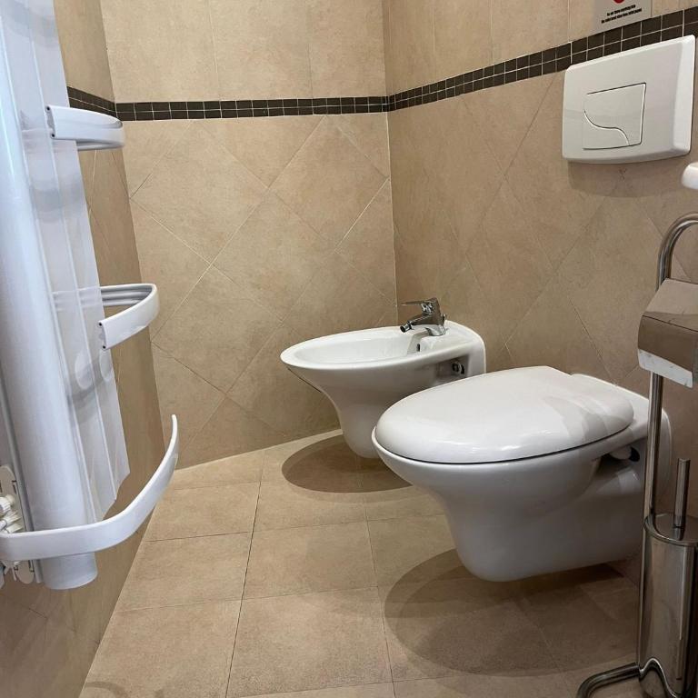 EDEN CAP : A delightful villa lodges 11 adults just one km away from Monte Carlo station - Villa - 13