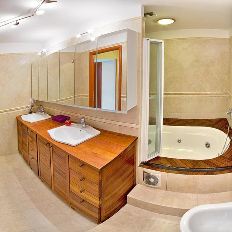 EDEN CAP : A delightful villa lodges 11 adults just one km away from Monte Carlo station - Villa - 25