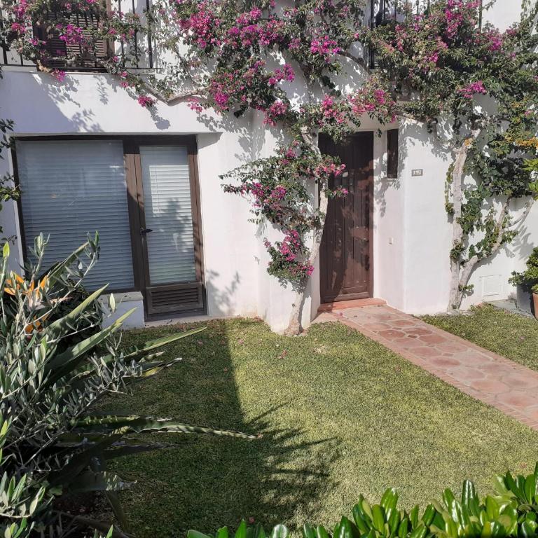 Estepona - Playa - 2 dormitorios con terraza y jardín al lado del mar Jo6 - Apartamento de 2 dormitorios - 17