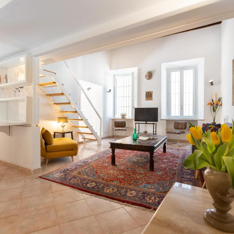 Amazing Historical Apartment - Jewish Ghetto - Two-Bedroom Apartment - 1