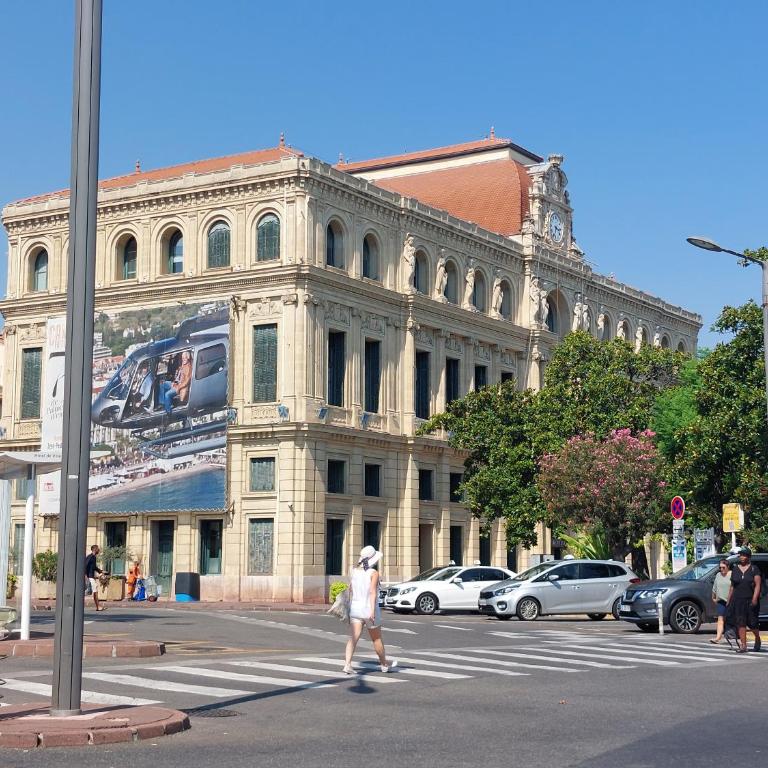 Place du Suquet - In the hart of old Cannes - 2 Min Walking distance from Palais de Festivals and Beaches - Apartment mit 2 Schlafzimmern - 39
