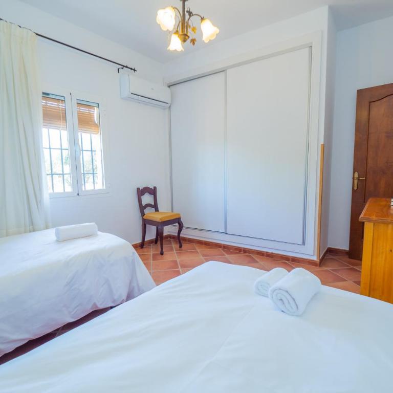 Cubo's Finca Los Acebuches - Two-Bedroom House - 31