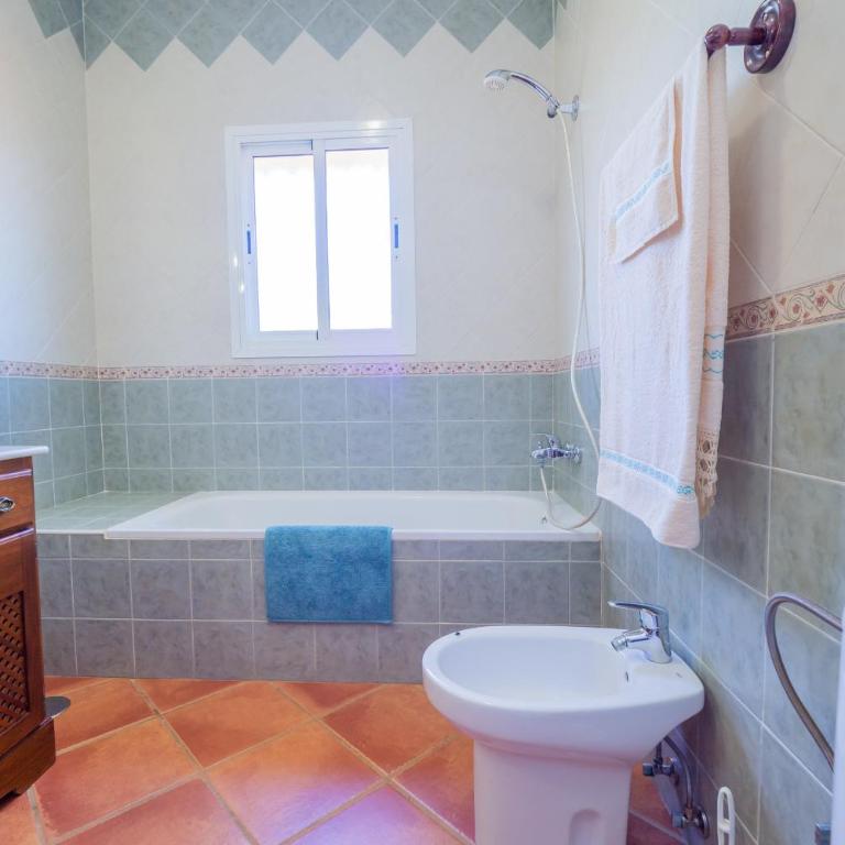 Cubo's Finca Los Acebuches - Two-Bedroom House - 36