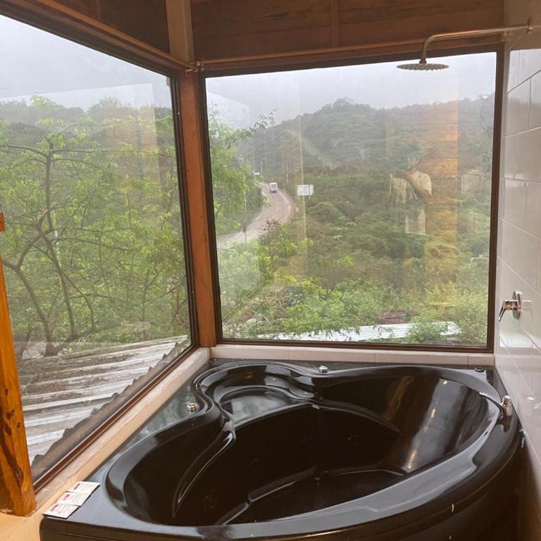 Punta Hills Montanita - Suite Deluxe con bañera de hidromasaje - 10