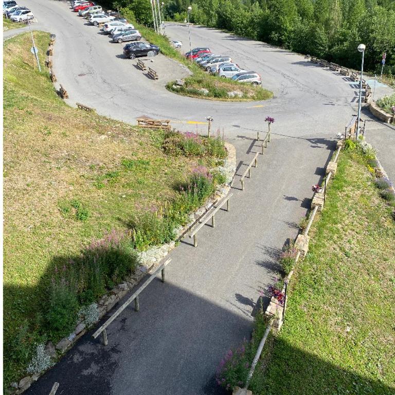 Studio Puy Saint Vincent 1600 aux pieds des pistes - One-Bedroom Apartment - 23