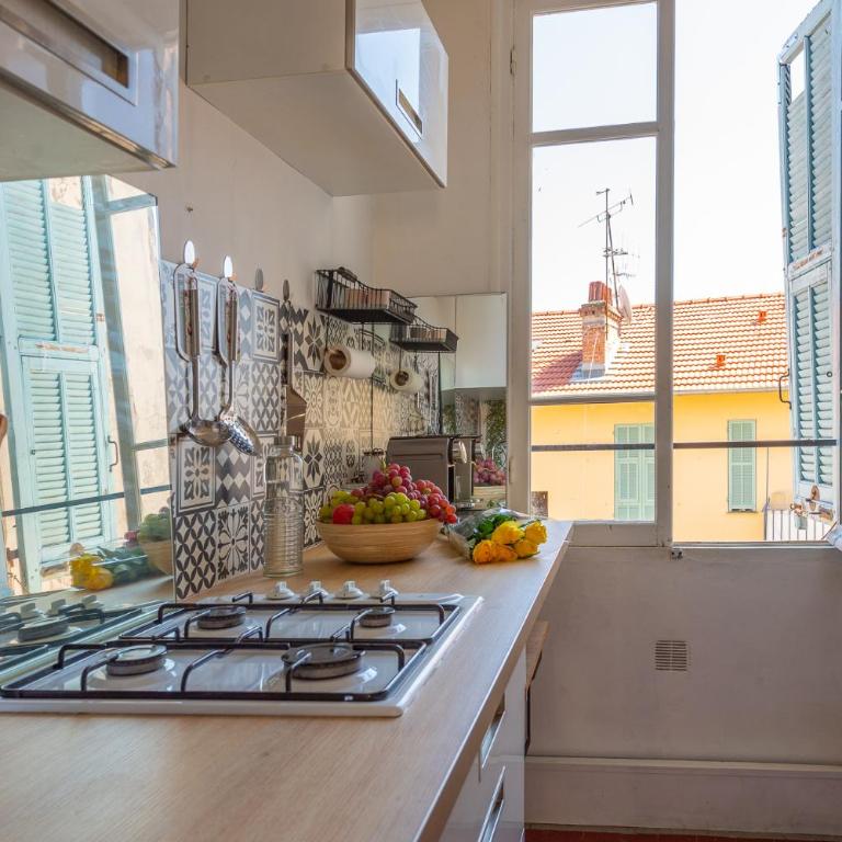 Heart of Nice, Authentic Niçois charm, terrace - Appartement 2 Chambres - 6