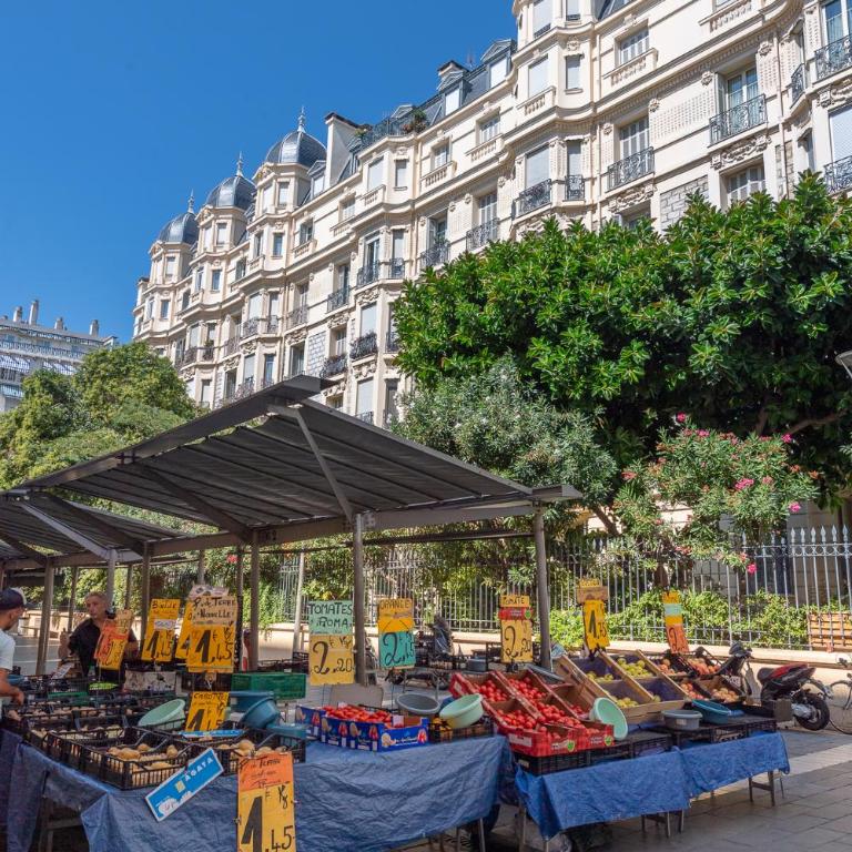 Heart of Nice, Authentic Niçois charm, terrace - Appartement 2 Chambres - 9