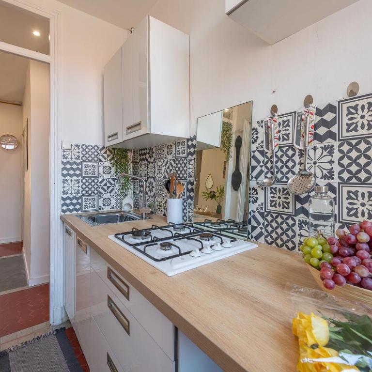 Heart of Nice, Authentic Niçois charm, terrace - Appartement 2 Chambres - 10