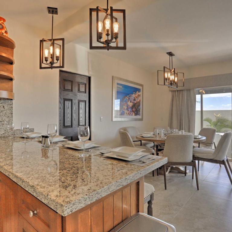 Luxe Cabo Casa w/ Own Rooftop Patio + Pool Access! - Casa - 10