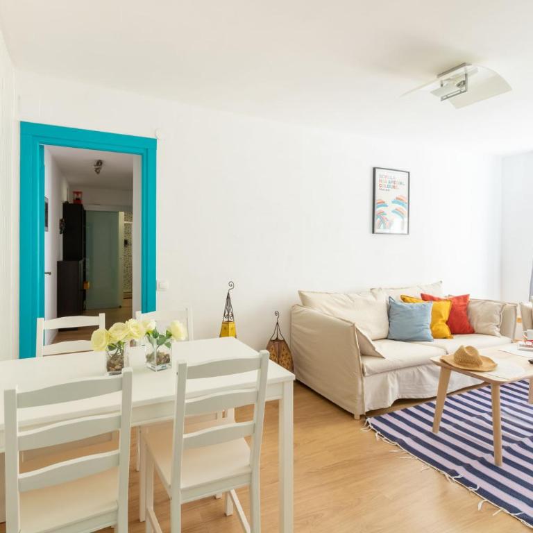 Colours Apartment and Garage Historical Center 4 pax - Apartamento de 3 dormitorios - 9