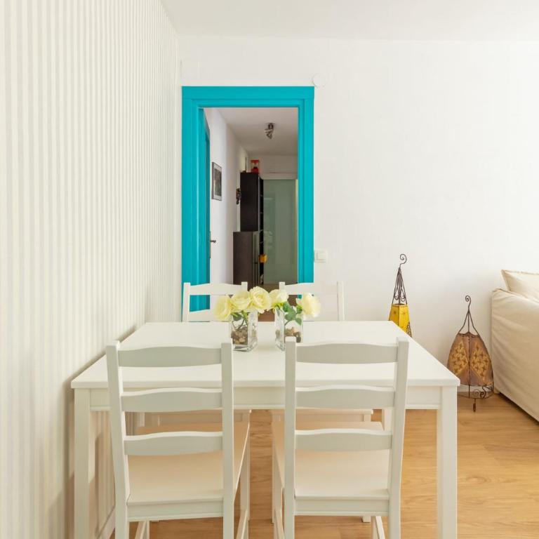 Colours Apartment and Garage Historical Center 4 pax - Apartamento de 3 dormitorios - 13