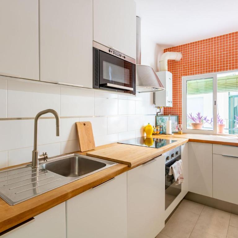 Colours Apartment and Garage Historical Center 4 pax - Apartamento de 3 dormitorios - 34
