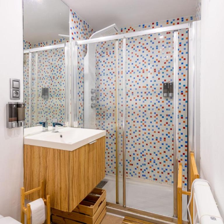 Colours Apartment and Garage Historical Center 4 pax - Apartamento de 3 dormitorios - 32