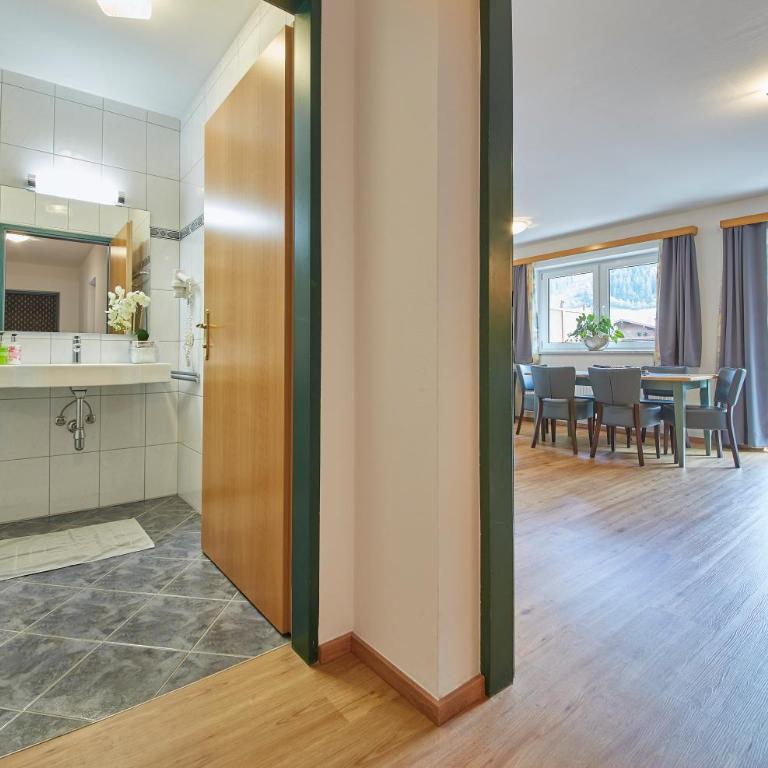 Am Zwölferkogel Appartements - Apartment mit Balkon - 29