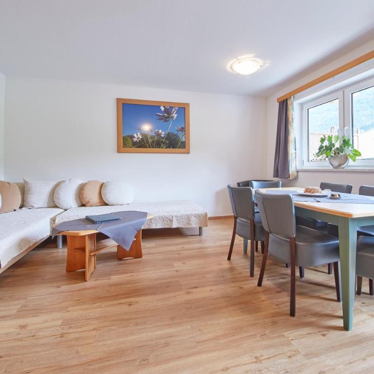 Am Zwölferkogel Appartements - Apartment mit Balkon - 9