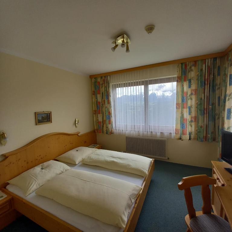 Hotel Pension Berghof - Doppelzimmer - 3