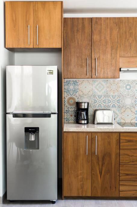 Neem 31 Comfortable, Luxury Apartment 10 min to the beach - Apartamento de 1 dormitorio - 10