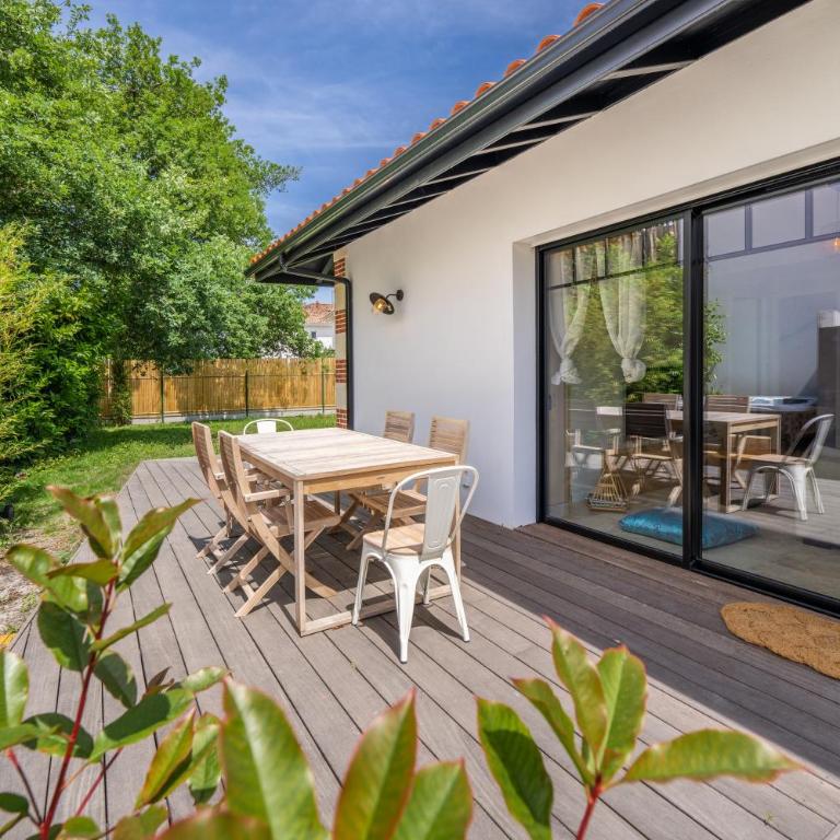 MAISON SWANNEL - Cosy & Spa - Two-Bedroom House - 5