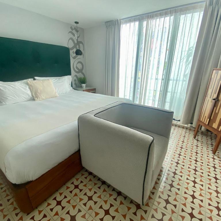 Auténtico Vertical Playa del Carmen - Superior King Room - 19