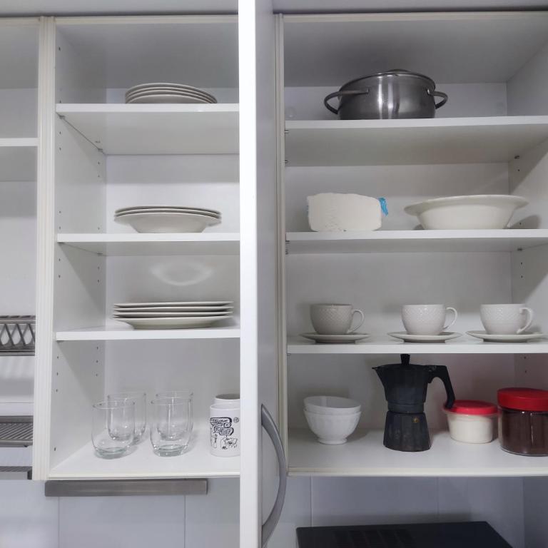 Apartamento luminoso cerca de Plenilunio y aeropuerto con garaje, piscina y vigilancia 24h, se hace factura si es necesario - Apartamento de 1 dormitorio - 11