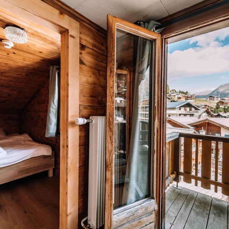 Hotel Les Amis - Familienzimmer mit Balkon - 1