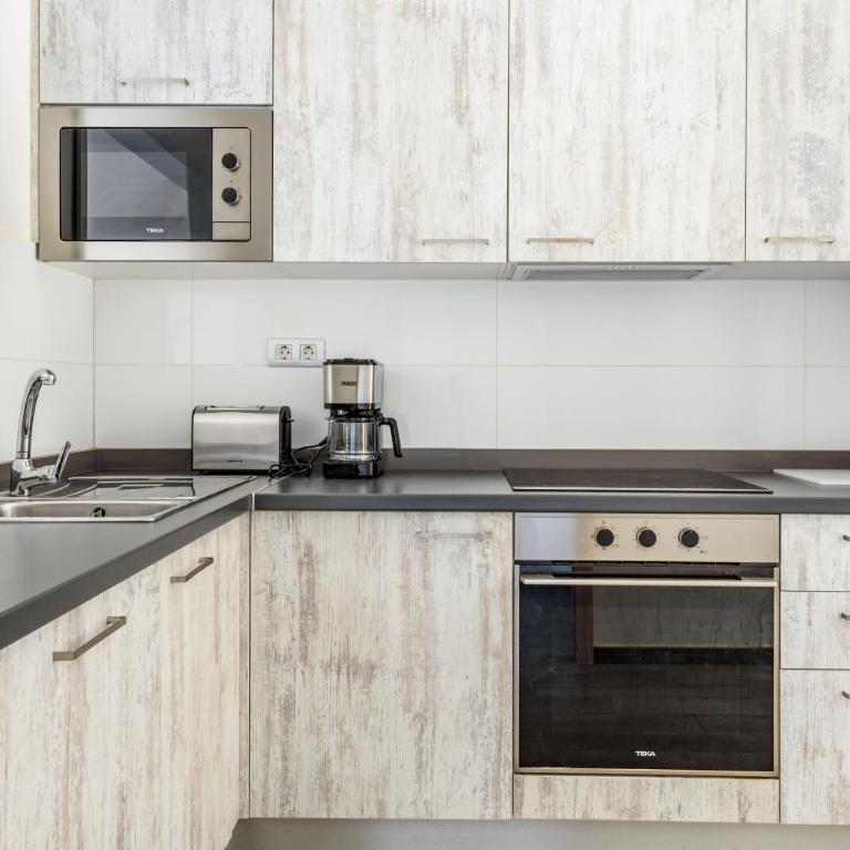 Modern apartment in residential complex with pools - Apartamento de 2 dormitorios - 9