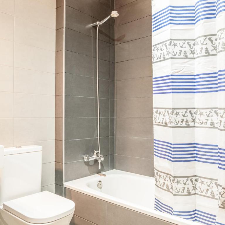 Modern apartment in residential complex with pools - Apartamento de 2 dormitorios - 17