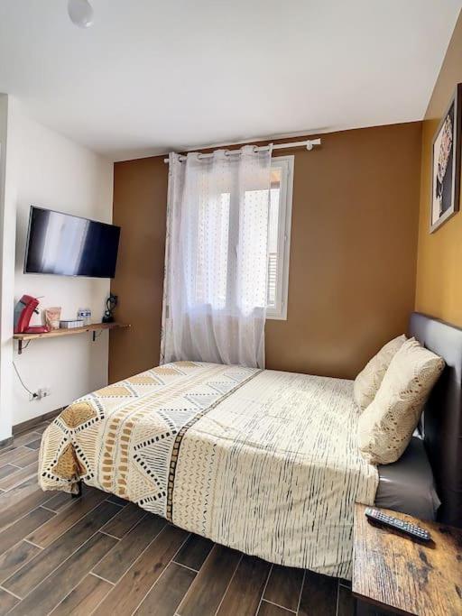 STUDIO GARE AMIENS TOUT ÉQUIPÉ NETFLIX WIFI 2PERS - Appartement 1 Chambre - 2