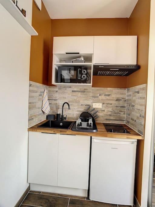 STUDIO GARE AMIENS TOUT ÉQUIPÉ NETFLIX WIFI 2PERS - Appartement 1 Chambre - 17