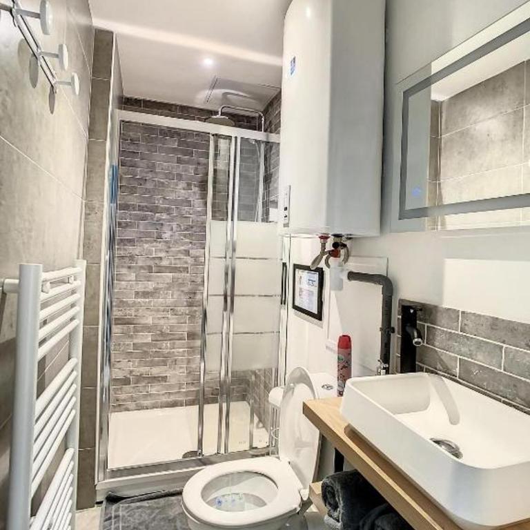 STUDIO COSY HYPER CENTRE GARE AMIENS WIFI NETFLIX 2 PERS - Appartement 1 Chambre - 7