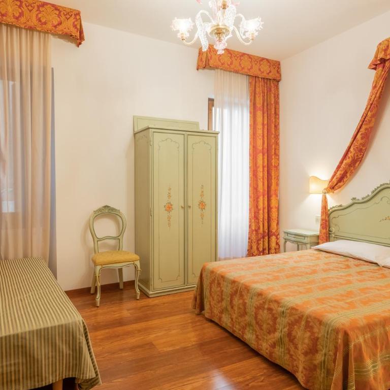 Hotel al Sotoportego - Camera Tripla Standard - 1