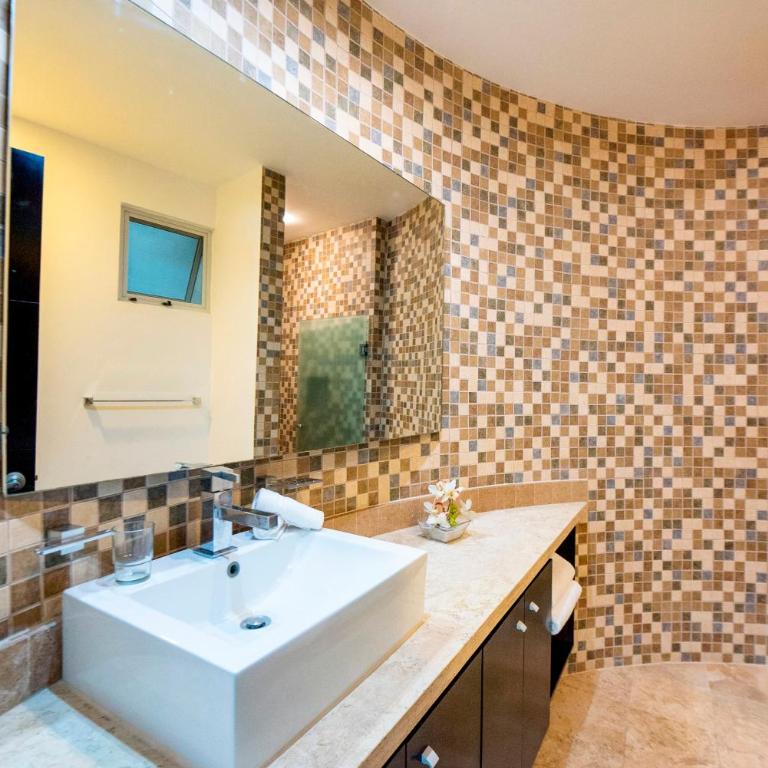 Deva Condo Lovely Loft Style - Two-Bedroom Apartment - 10