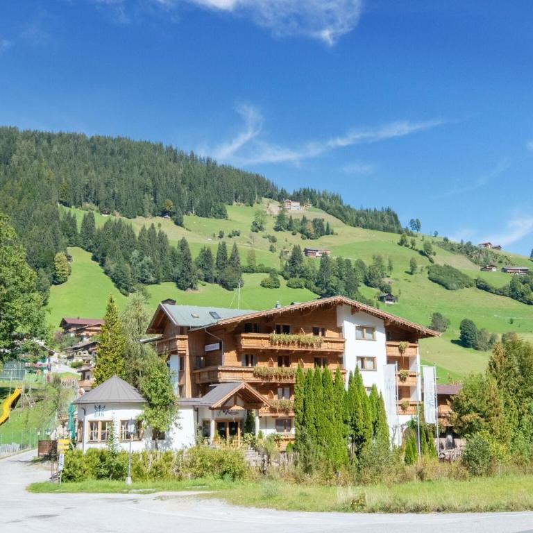 Chalet in Oberau near Ski Slopes - Apartment mit 8 Schlafzimmern - 9