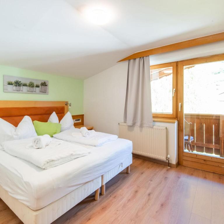 Chalet in Oberau near Ski Slopes - Apartment mit 8 Schlafzimmern - 24