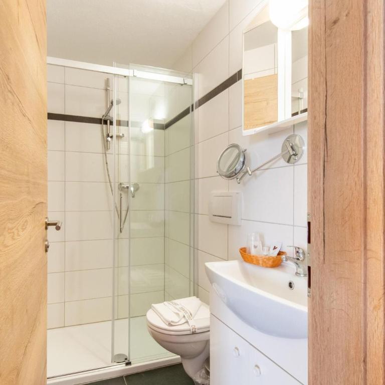 Chalet in Oberau near Ski Slopes - Apartment mit 8 Schlafzimmern - 29