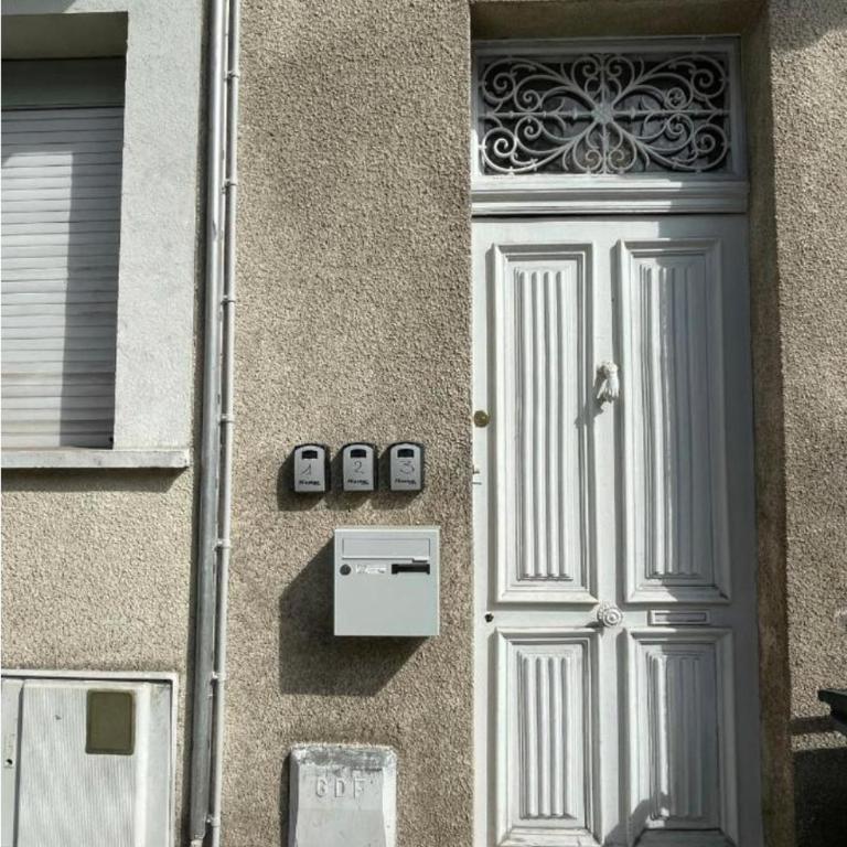 Centre Ville Superbe T2 Neuf Wifi Terrasse Netflix - Apartamento - 13
