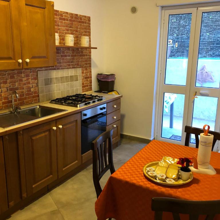 La Casa di Antonella - Appartamento con 2 Camere da Letto - 11