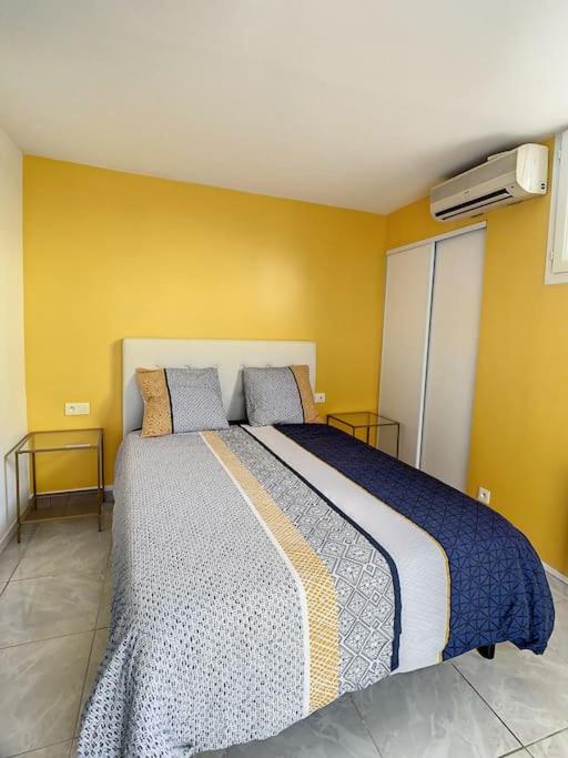 SUPERBE STUDIO HYPER CENTRE TOUT ÉQUIPÉ WIFI NETFLIX 2PERS - One-Bedroom Apartment - 8