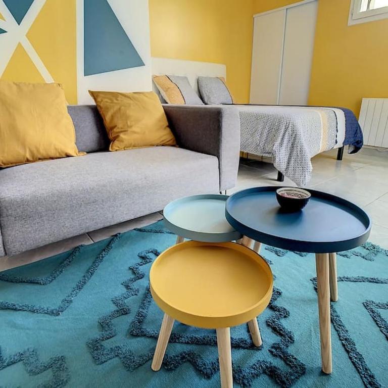SUPERBE STUDIO HYPER CENTRE TOUT ÉQUIPÉ WIFI NETFLIX 2PERS - One-Bedroom Apartment - 9