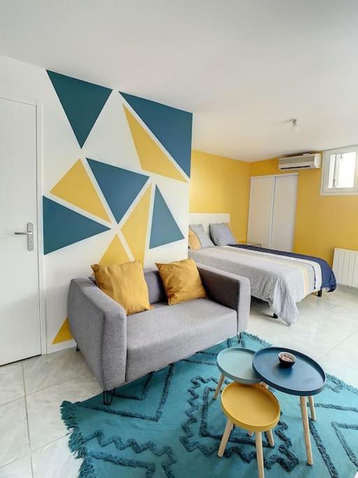 SUPERBE STUDIO HYPER CENTRE TOUT ÉQUIPÉ WIFI NETFLIX 2PERS - One-Bedroom Apartment - 19