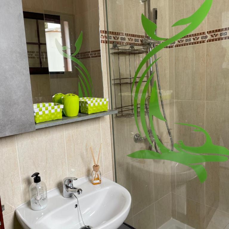 Sun Beach 10 - One-Bedroom Apartment - 11