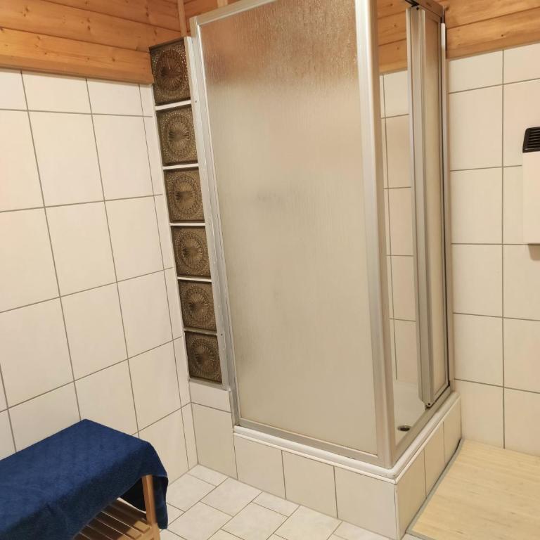 Gästehaus Moser - Doppelzimmer mit eigenem externen Bad - 5