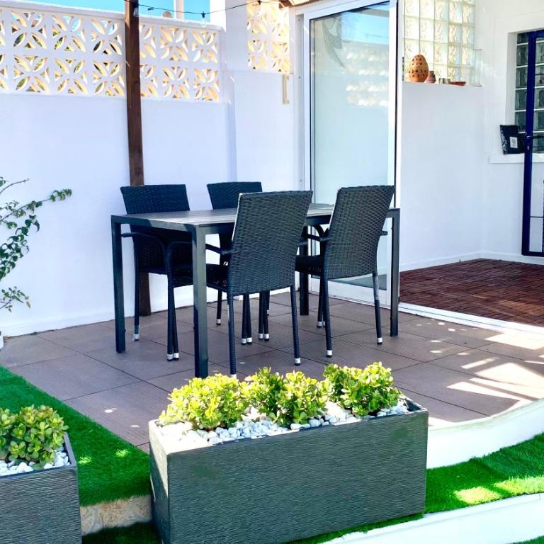 AP10 Vista Bahia 2 Piscina Jardin y Solarium - Two-Bedroom Apartment - 29