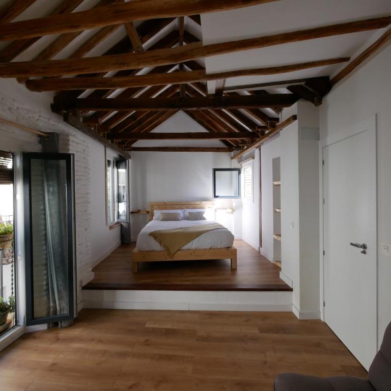 Baños del Agua - Two-Bedroom House - 18